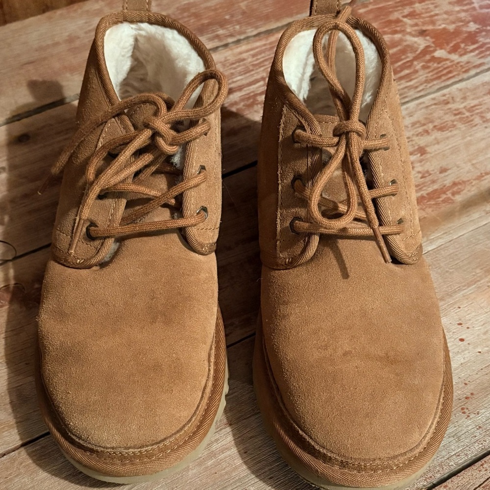 UGG Women's Tan Suede Chukka Boots